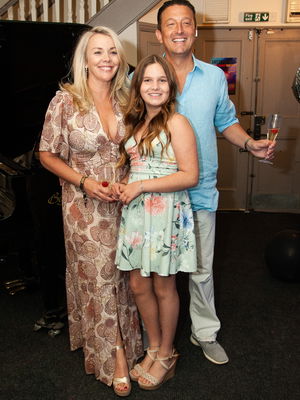 Event Comedy Paparazzi Street Performer East Sussex