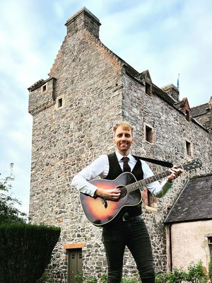 Event Tom Horts Singer Guitarist Lancashire