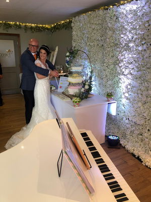 Event White Notes Pianist Leeds, West Yorkshire