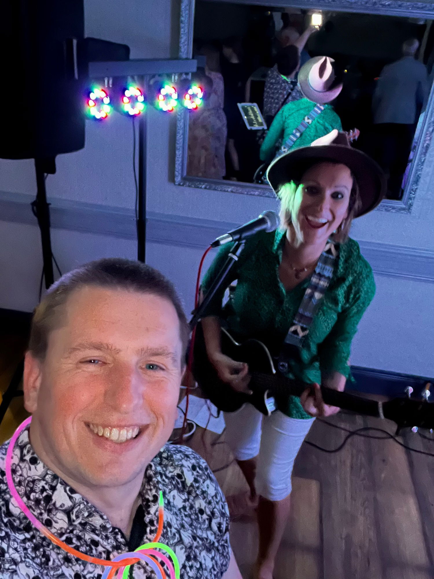 Vibes Solo Artist, Duo or Trio Review Private Party Staffordshire