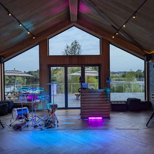 DJ Megamix Live DJ Live Act Wedding Berkshire