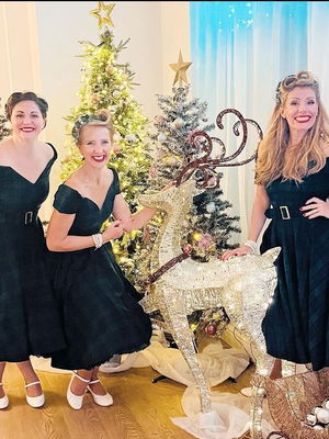 Event Santa Babes Vocal Harmony Trio Buckinghamshire