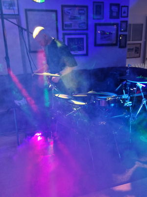 Event GLOW PARTY BAND Neon Party Duo Essex