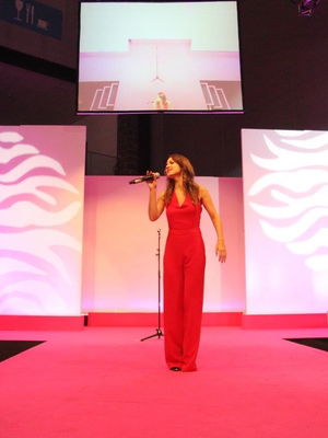 Event Louise Solo Singer Surrey