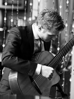 Event Elliot Smith Classical Guitarist Stone, Staffordshire