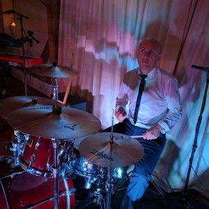 Sean D booked The Arcadias for  their wedding in Cornwall The Arcadias Function Band Review Wedding Cornwall