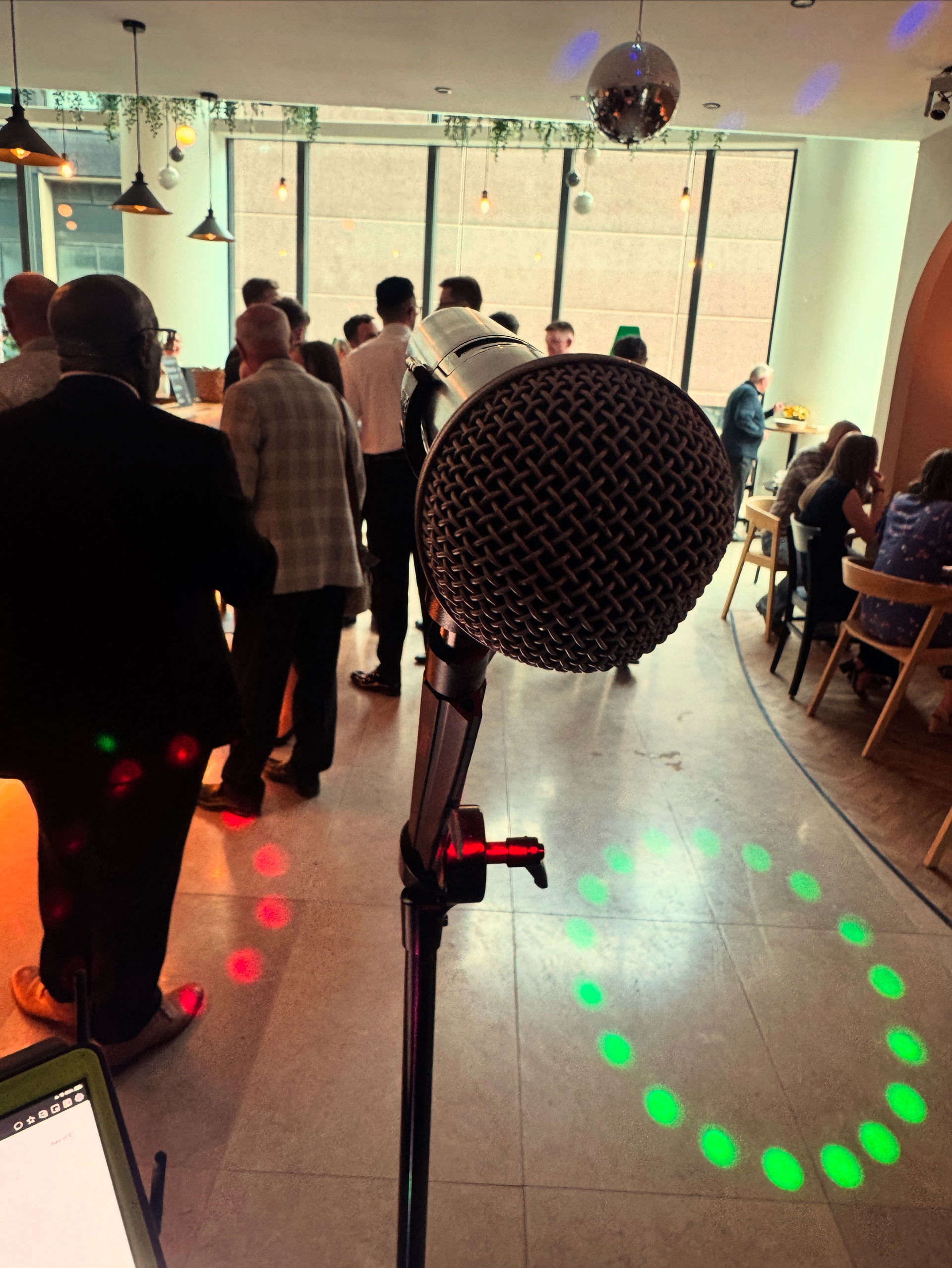 Acoustic Gareth Singer Guitarist Review Private Party Merseyside