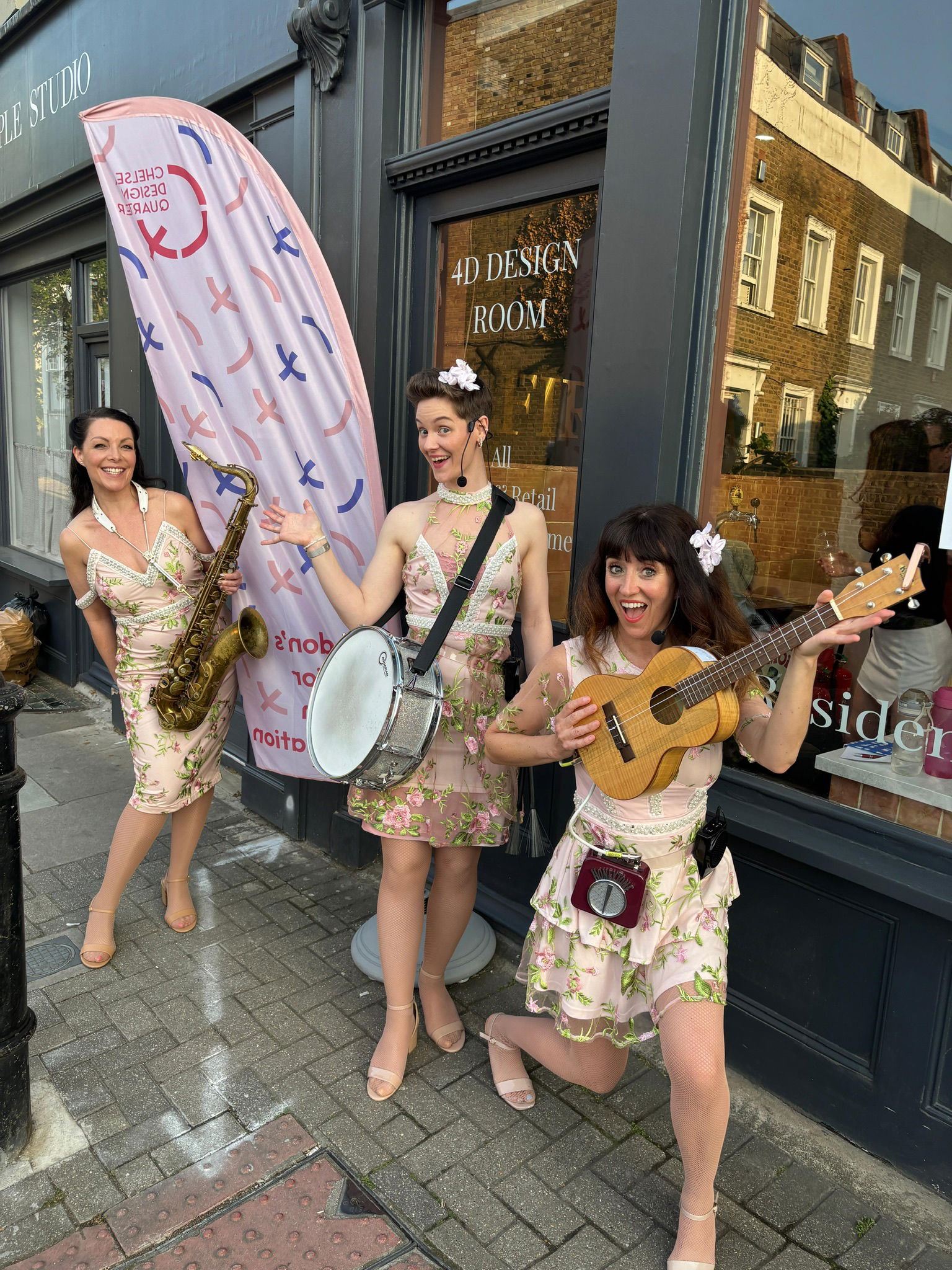 Uke Complete Me Solo Artist, Duo or Trio Review Other Event Type London