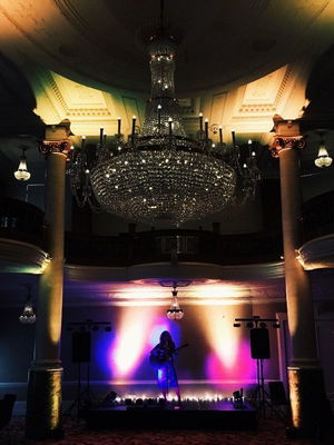 Event Kelly Barnes Singer Guitarist Northamptonshire