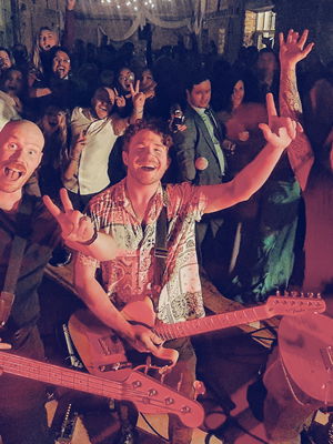 Event Dirty Weekend Function Band Brighton, East Sussex