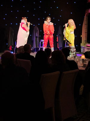 Event The Singing Waitresses and Waiters Singing Waiter Hertfordshire