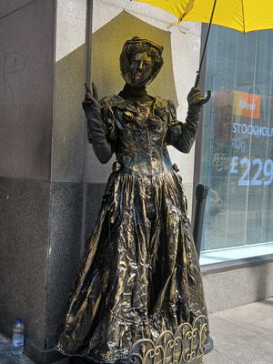 Event Living Statuepeople Living Statue Surrey