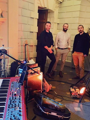 Event Honey Pie Function Band London