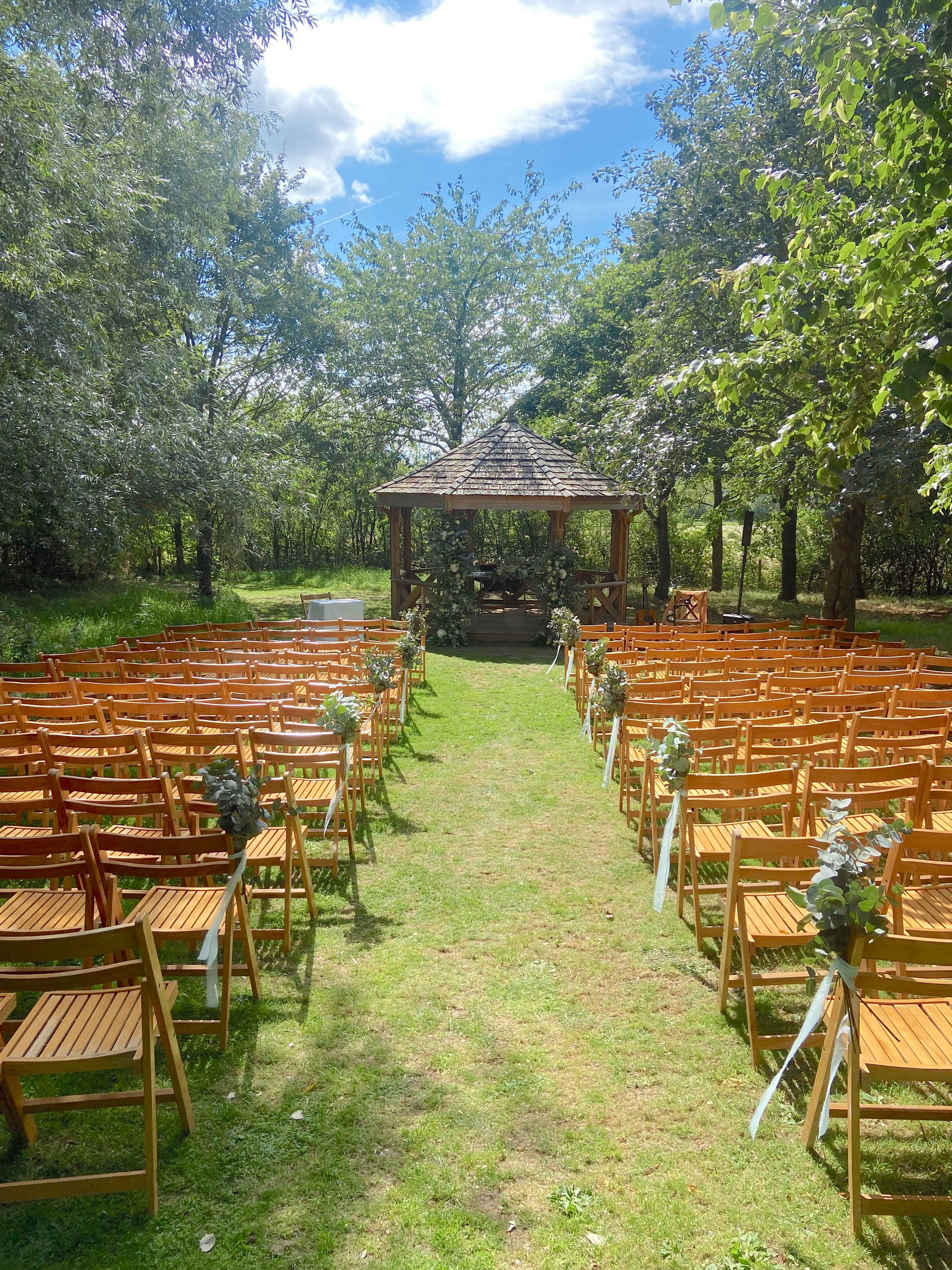 Kelly Barnes Singer Guitarist Review Wedding Northamptonshire