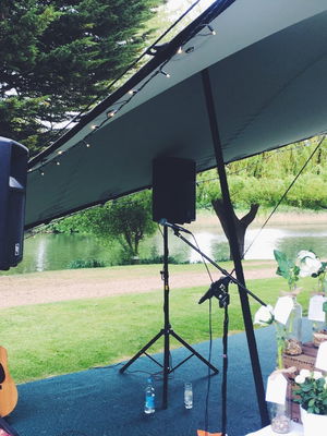 Event Kelly Barnes Singer Guitarist Northamptonshire