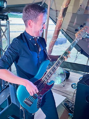 Event The Hot Shots Function Band Essex