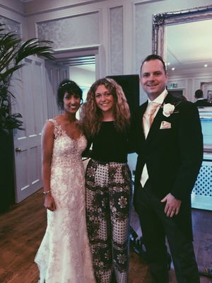 Event Kelly Barnes Singer Guitarist Northamptonshire