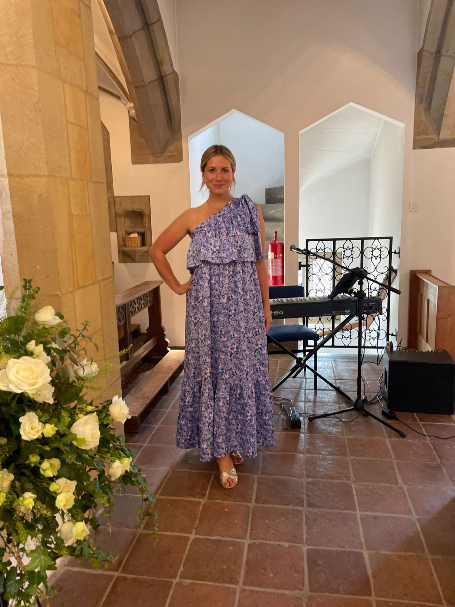Florence Smith Singer Guitarist Review Wedding Surrey