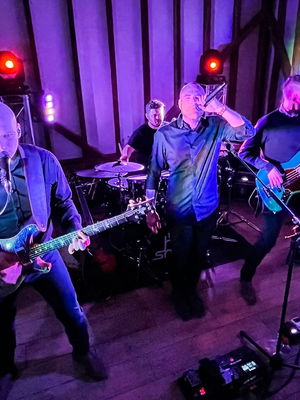 Event The Hot Shots Function Band Essex