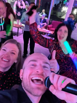 Event The Hot Shots Function Band Essex