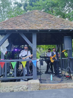 Event The Glow Pop, Rock and Funk Party Band Hampshire