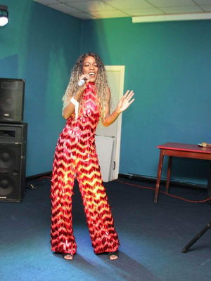 Event Motown Queen Solo Singer With Tracks Gloucestershire