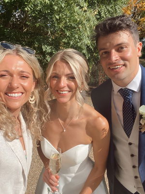 Event Kelly Barnes Singer Guitarist Northamptonshire