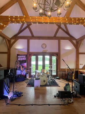 Event Resident Heroes Rock and Pop Trio London