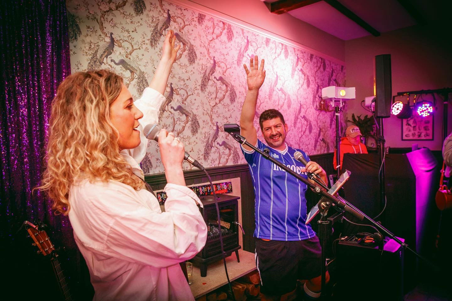 Kelly Barnes Singer Guitarist Review Private Party Northamptonshire