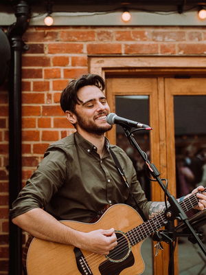 Event George W Singer Guitarist Essex