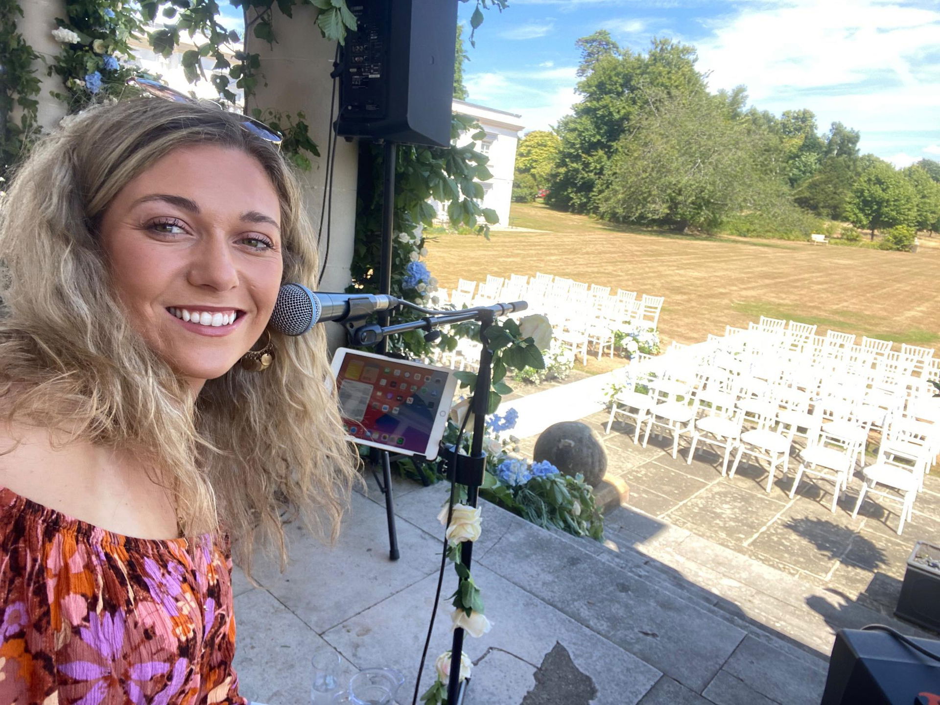 Kelly Barnes Singer Guitarist Review Wedding East Sussex