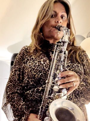 Event Mads on Sax Saxophonist Essex