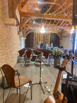 Event Kelly Barnes Singer Guitarist Northamptonshire