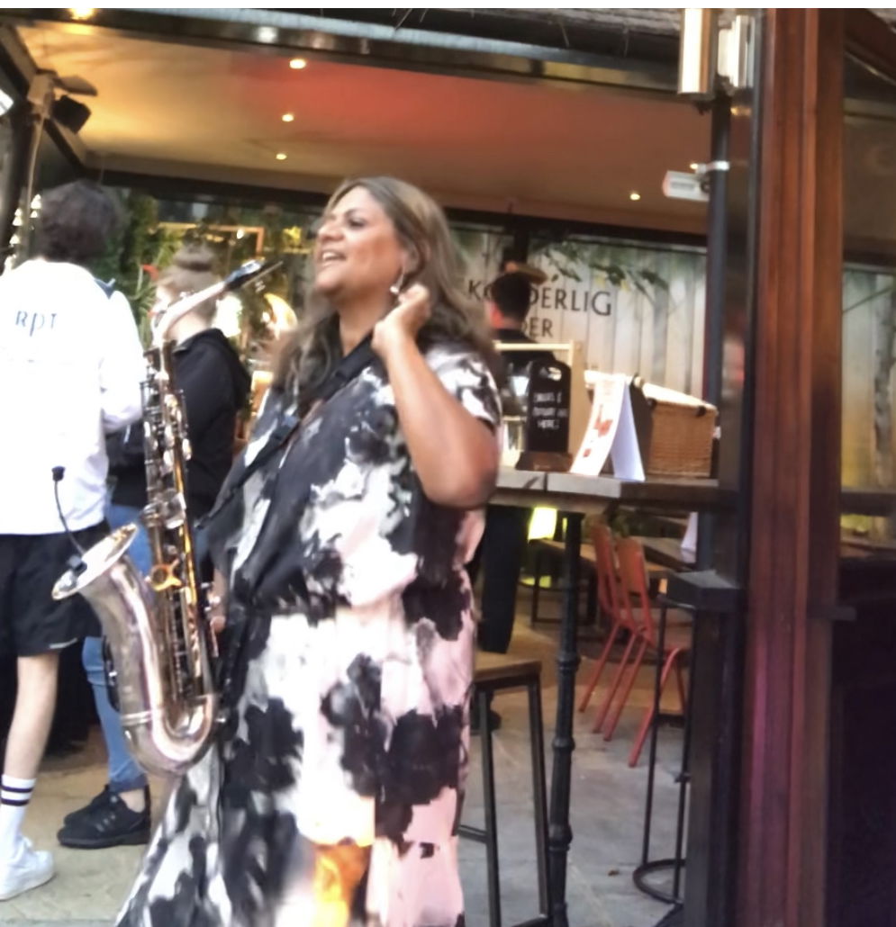 Mads On Sax Saxophonist Review Corporate Event Kent