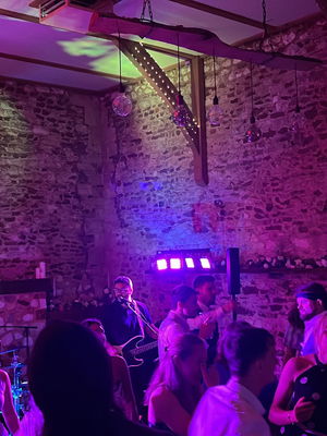 Event Happy Hour Function Band Kent