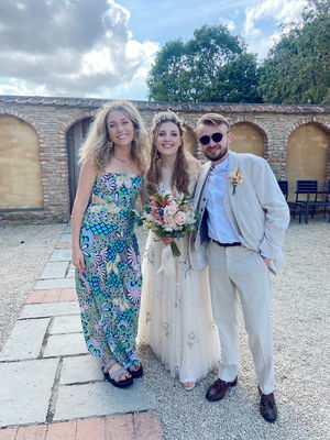 Event Kelly Barnes Singer Guitarist Northamptonshire