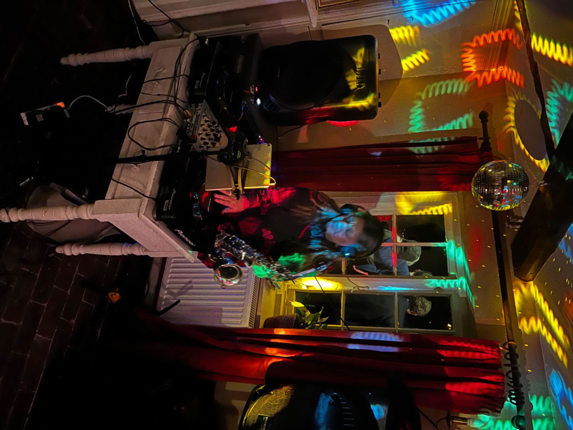 Mads on Sax Saxophonist Review Private Party Kent