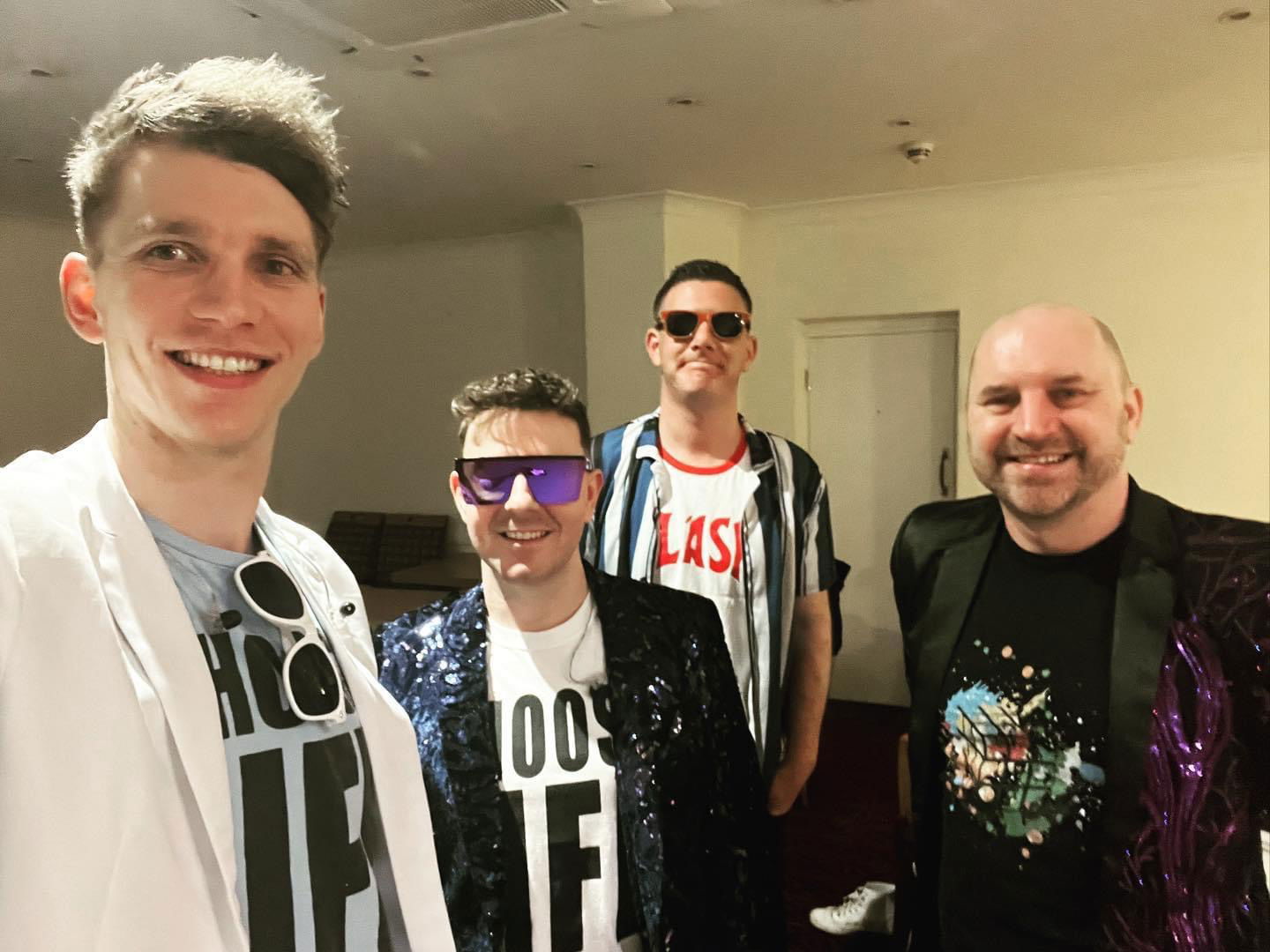 Ultimate 80s Tribute Act Review Venue / Pub / Club Event Worcestershire