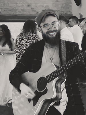 Event Rains Singer Guitarist West Midlands