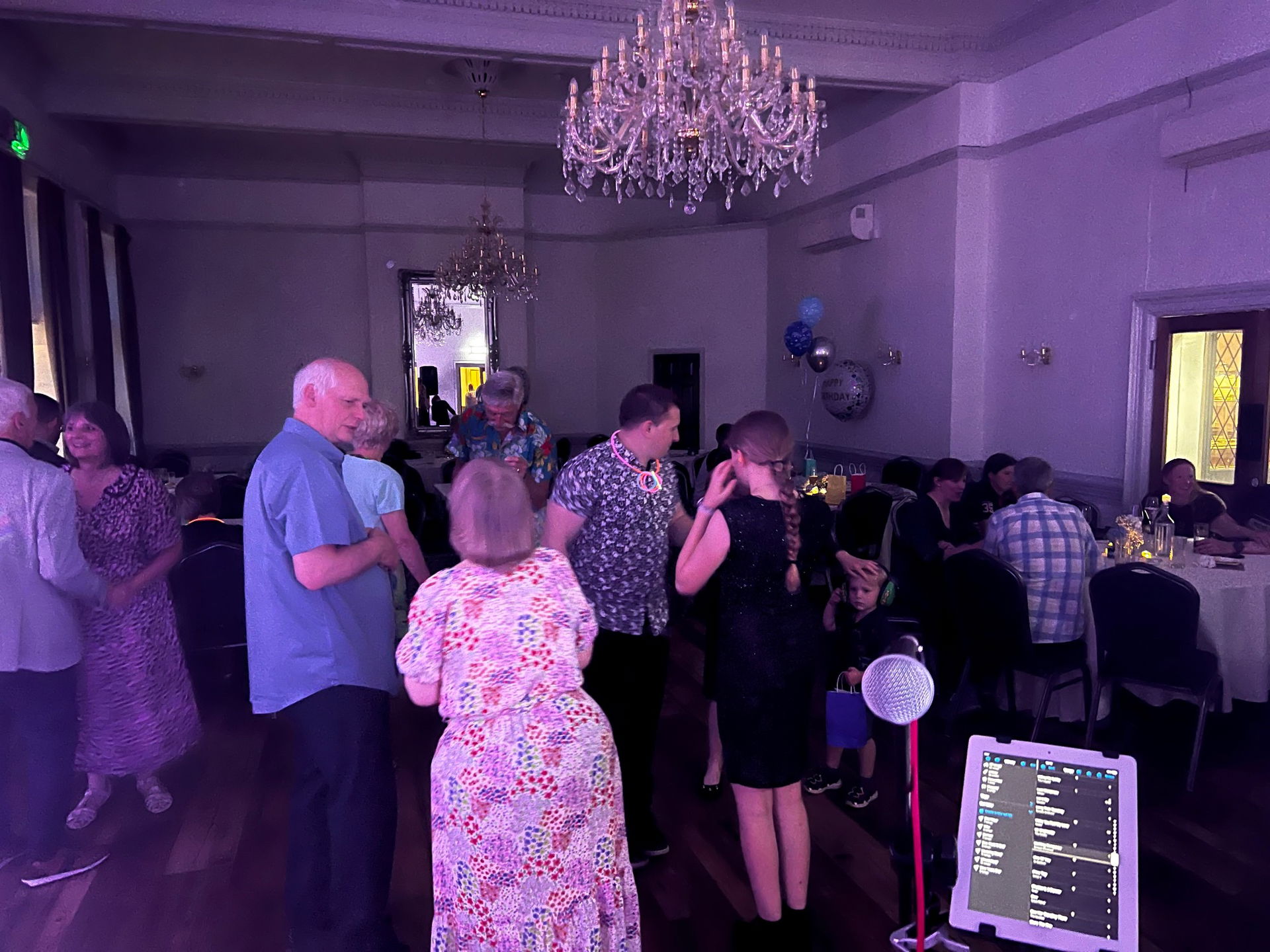 Vibes Solo Artist, Duo or Trio Review Private Party Staffordshire