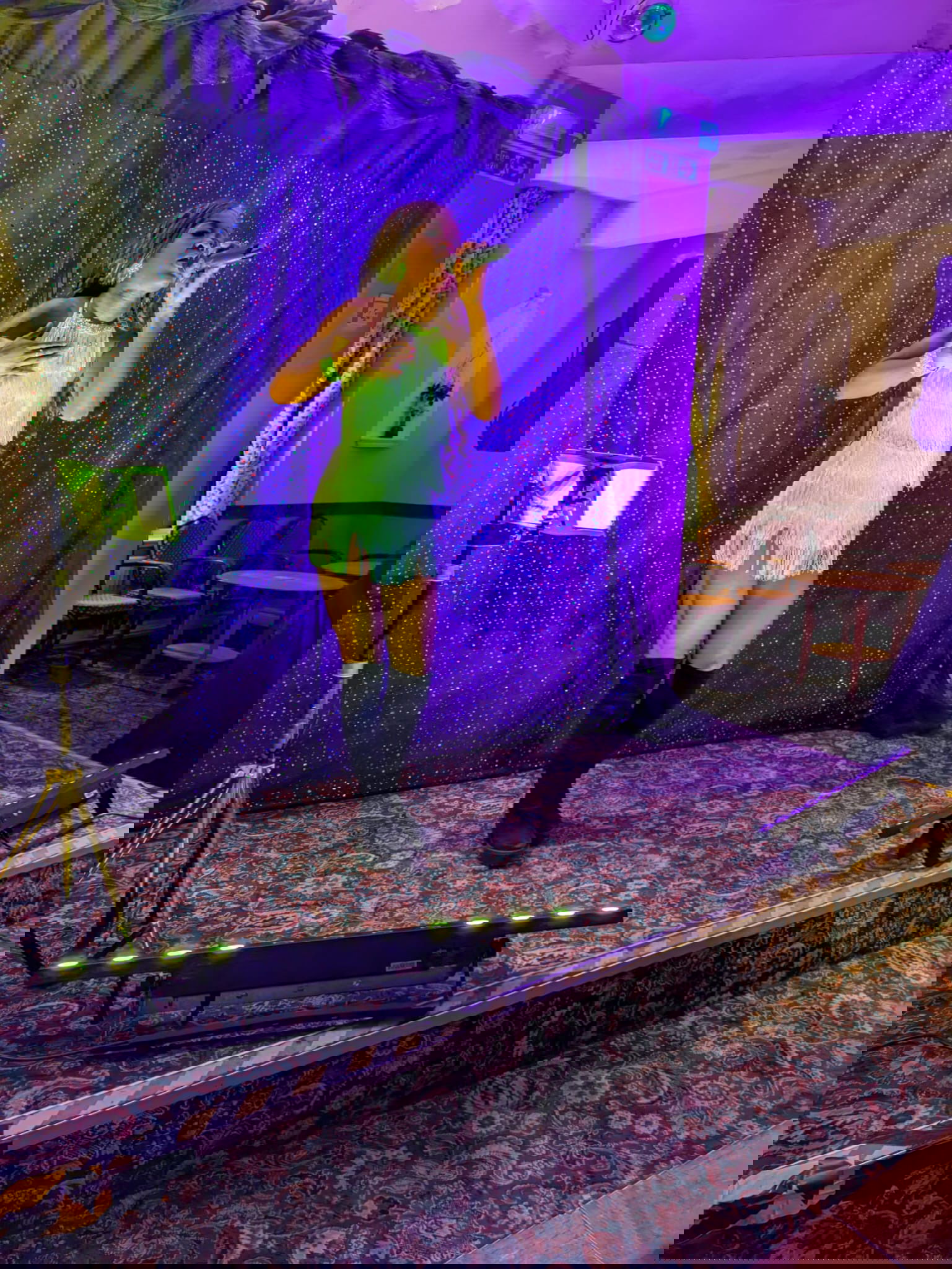 Motown Queen Solo Singer With Tracks Review Hotel / Restaurant Event Devon