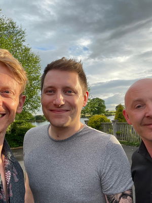 Event Resident Heroes Rock and Pop Trio London