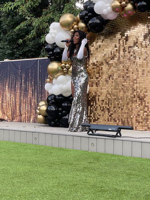 Event Motown Queen Solo Singer With Tracks Gloucestershire