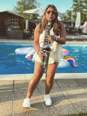 Event Mads on Sax Saxophonist Essex