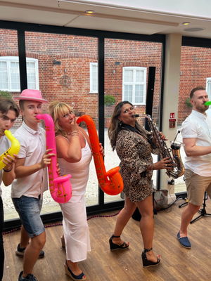 Event Mads on Sax Saxophonist Essex