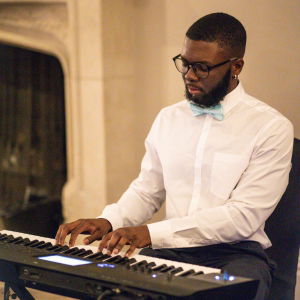 Jodie A booked Darell Keys for their event in Northamptonshire Darell Keys Pianist Review Corporate Event Northamptonshire