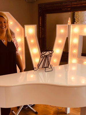 Event White Notes Pianist Leeds, West Yorkshire