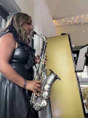 Event Mads on Sax Saxophonist Essex