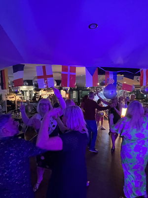 Event Happy Hour Function Band Kent