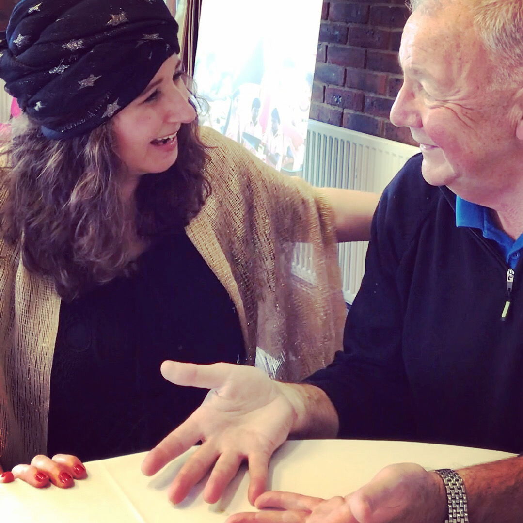 Fun Fortune Teller Street Performer Review Venue / Pub / Club Event Hertfordshire